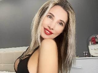 Kelsie4Love - Men seduce, drive to  unknown, to be here - I am a sexy woman...I am open, honest and much more... I hate boredom, like meeting new people who like awesome sex too. That`s why I am here - to make you horny! ;) Do you like sexy women with very very hot tits and wet pussy? I make YOU hot! LOVE MACHINE!