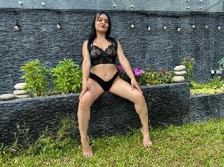 BritneyWayne - I love recipes with potatoes, painting and traveling. - Hello dear, I am Britney Wayne, a brave and risky girl in love, I am very sincere and perverted, I have many tastes, fetishes and many ways to exploit my sensuality, I hope you like it.